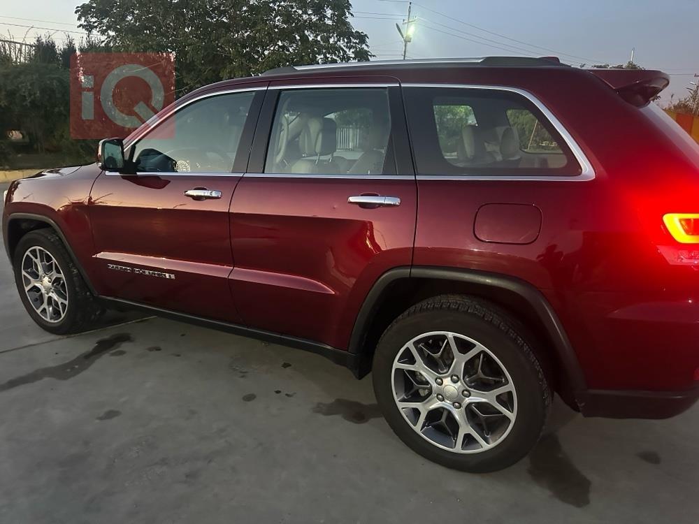 جيب جراند شيروكي